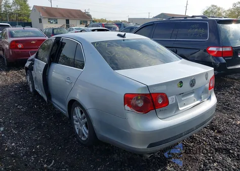 2006 Volkswagen Jetta 2.5 from USA, damaged, VIN 3VWSG71K46M633522